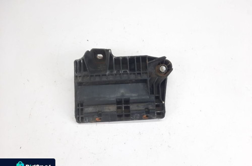 PODSTAWA AKUMULATORA MONDEO MK4 6G91-10663-AD