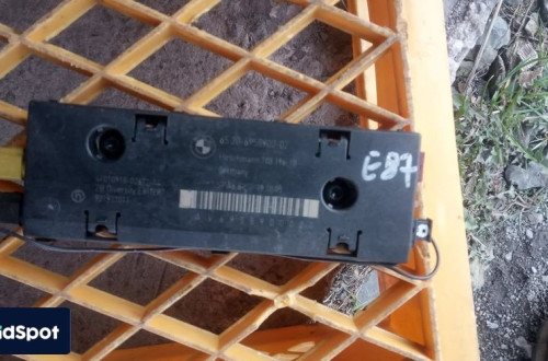BMW 1 E87 WZMACNIACZ ANTENOWY 6958900