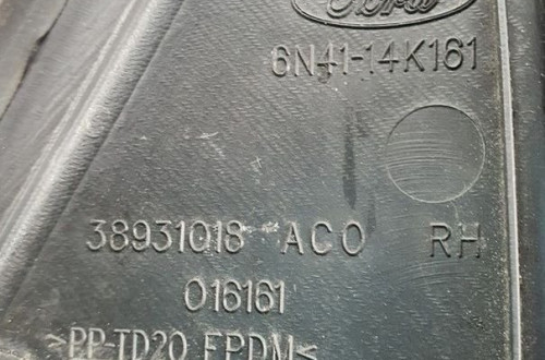 TRÓJKĄT OSŁONA BŁOTNIKA PRAWA FORD FOCUS MK2