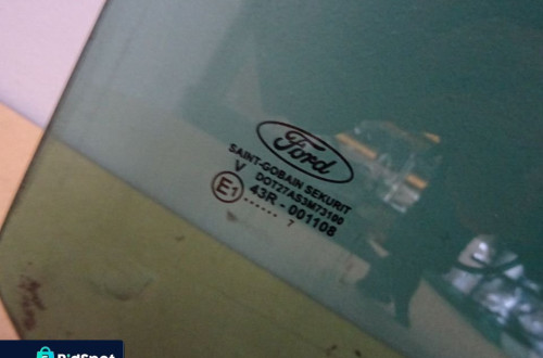 SZYBA BOCZNA DRZWI LEWY TYŁ FORD C-MAX LIFT NR1137