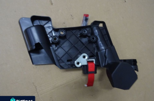 ZAŚLEPKA MOCOWANIE UCHWYT MERCEDES W169 A-KLASA NR103