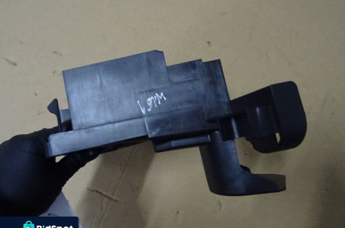 ZAŚLEPKA MOCOWANIE UCHWYT MERCEDES W169 A-KLASA NR103