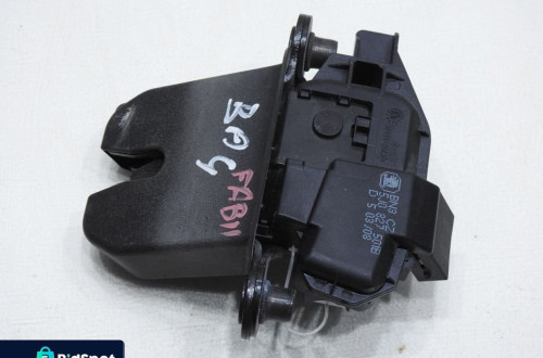 ZAMEK KLAPY TYŁ SKODA FABIA II 5J0827501B