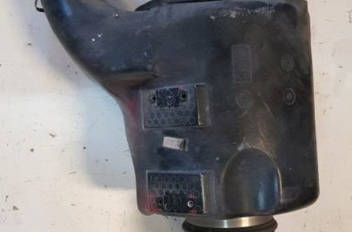 OBODOWA FILTRA POWIETRZA VOLVO FH 12 FH 13 3979505