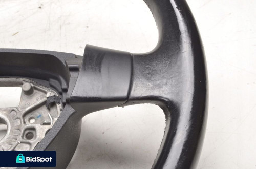 VOLKSWAGEN TIGUAN I KIEROWNICA SKÓRZANA