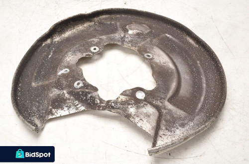 VOLVO S60 III V60 TARCZA KOTFICZNA 32217287 PRAWA