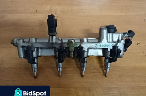 LISTWA WTRYSKOWA VW GOLF V 1.6 FSI