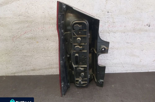 LAMPA TYŁ PRAWA MERCEDES VITO W447 DRZWI A4478201264