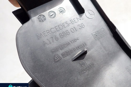 MERCEDES A-KLASA W176 KIIEROWNICA POWIETRZA LEWA