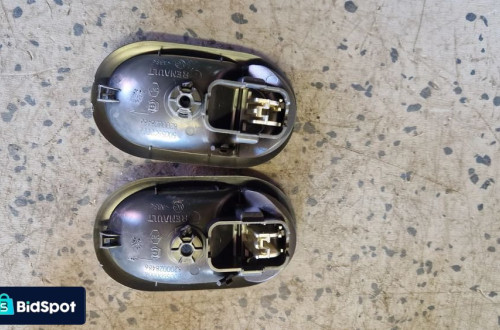RENAULT SCENIC II KIFT KLAMKA WEWNĘTRZNA PRAWA