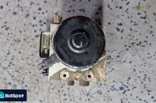 CHRYSLER VOYAGER III 96- POMPA ABS P04721427AE