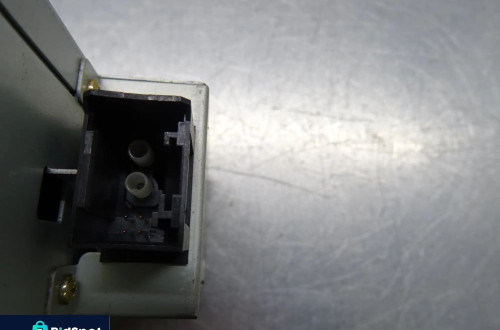 SAAB 93 II 02-06 ZMIENIARKA PŁYT