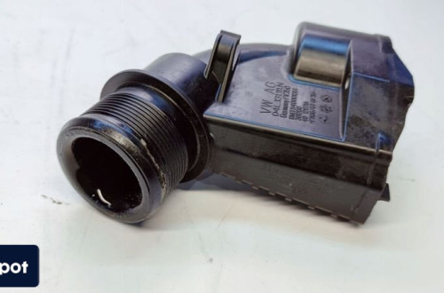 RURA TURBO INTERCOOLERA AUDI A4 B9 A5 2.0 TDI 04L131111N