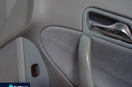 BOCZEK BOCZKI DRZWI KLAMKI W203 KOMBI NR364