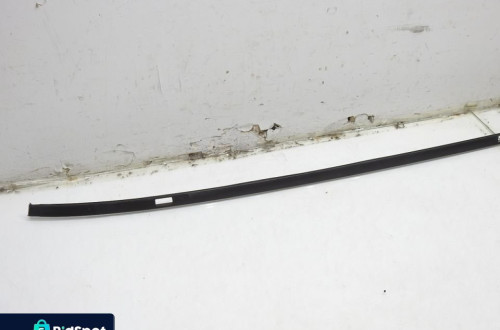 LISTWA DACHOWA DACHU PRAWA AUDI A4 B7 AVANT