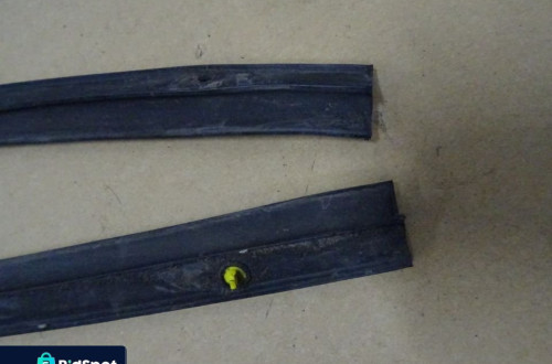 USZCZELKA GUMA KAROSERII PROGU DRZWI OPEL ASTRA IV J 5D HB NR160