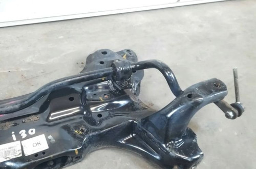 SANKI WÓZEK ZAWIESZENIA PRZÓD BELKA KOŁYSKA HYUNDAI I30 II CRDI