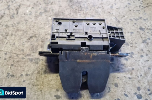 OPEL VECTRA C ZAMEK KLAPY TYŁ 92202968