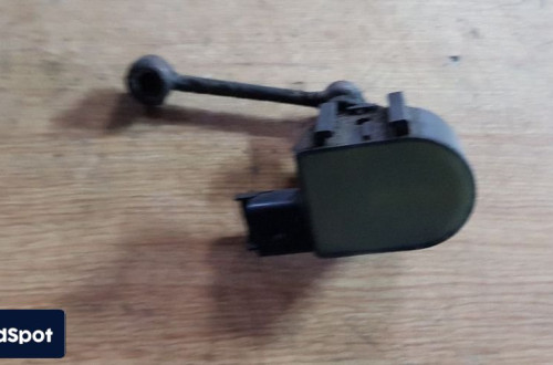 CITROEN C5 CZUJNIK POŁOŻENIA WYSOKOŚCI 9641247280