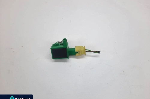 Czujnik Uderzenia Sensor VW Golf VI 6 Touran Q3