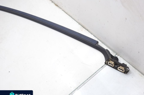 RELING DACHOWY PRAWY VOLVO V50 LIFT