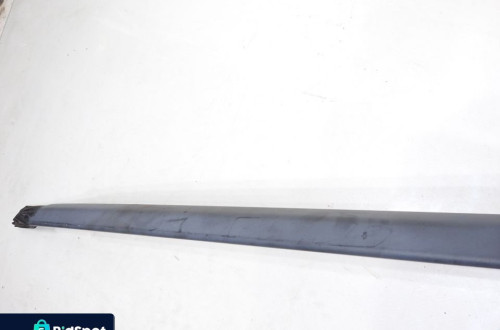 RELING DACHOWY PRAWY VOLVO V50 LIFT