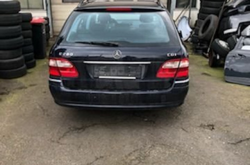 MERCEDES W211 KOMBI DRZWI LEWE TYŁ KPL.