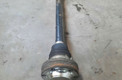 PÓŁOŚ 7L8501201 AUDI Q7 VW TOUAREG 3.0 TDI TYŁ TYLNA