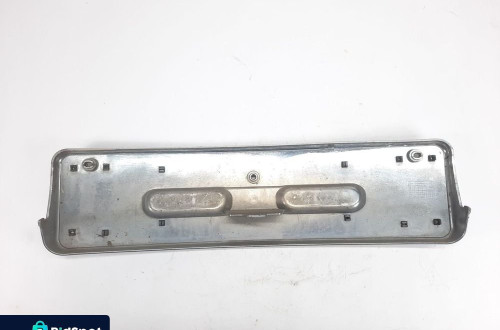LISTWA POD TABLICE REJESTRACYJNĄ RAMKA LISTWA BMW E46 8255005