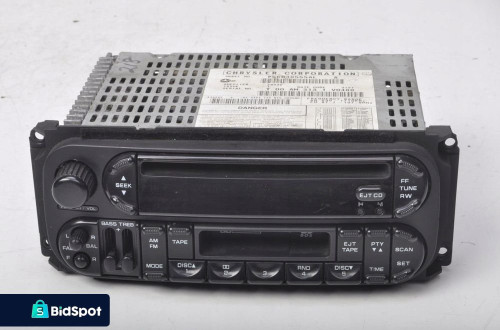CHRYSLER GRAND VOYAGER IV RADIO P56038555AL