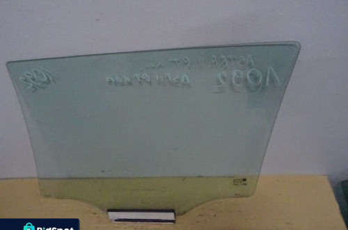 SZYBA DRZWI PRAWY TYŁ OPEL ASTRA II KOMBI NR1092