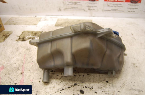 ZBIORNICZEK WYRÓWNAWCZY 8E0121403C AUDI A4 B7 3.0 TDI A6 C6