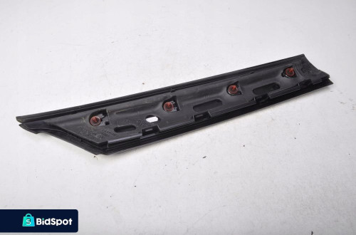 MINI F57 OSŁONA SŁUPKA PRAWY PRZÓD