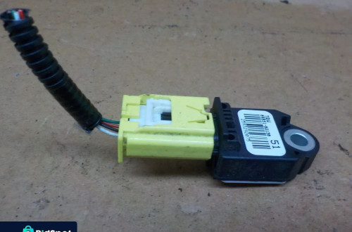 TOYOTA AURIS II 1.33 B CZUJNIK UDERZENIOWY 89831-02130