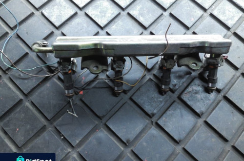 LISTWA WTRYSKOWA NISSAN MICRA K12 1.2 0280158013 POSIADAM 4 LISTWY O TAKICH OZNACZENIACH