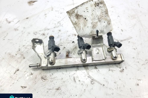 LISTWA WTRYSKOWA OPEL CORSA F 9832159980