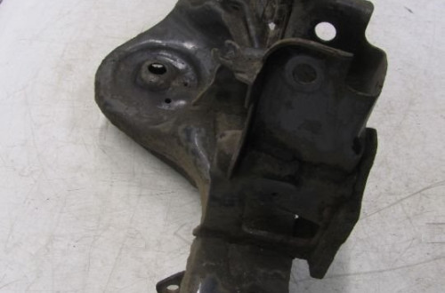 Nissan Qashqai 2.0DCI wahacz tylny prawy wzdłużny