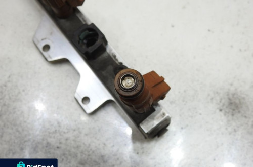 LISTWA WTRYSKOWA VOLVO XC90 I 2.5 T 9186340