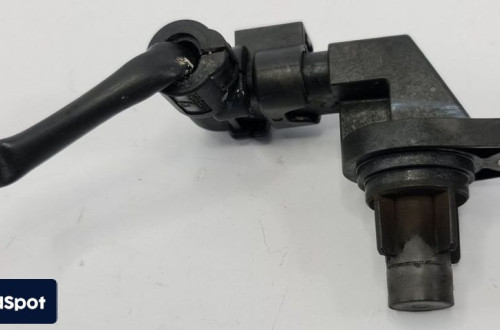 CZUJNIK POŁOŻENIA WAŁKA MERCEDES W212 A6519050100