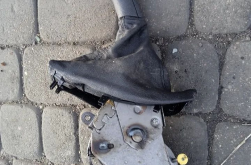HAMULEC RĘCZNY CITROEN C5 08-