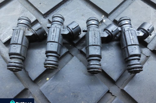 HYUNDAI GETZ 1.1 12V LISTWA WTRYSKOWA 35310-22600 POSIADAM 5 KOMPLETÓW