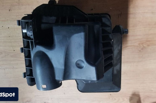 MERCEDES A KLASA W169 B KLASA W245 OBUDOWA FILTRA POWIETRZA A2660900101