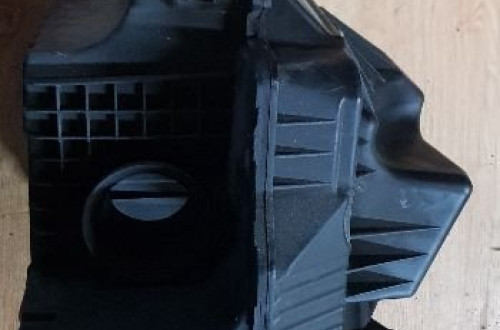 MERCEDES A KLASA W169 B KLASA W245 OBUDOWA FILTRA POWIETRZA A2660900101