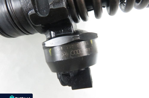 POMPOWTRYSKIWACZ AUDI A4 B6 1.9 TDI  038130073BA 0414720216