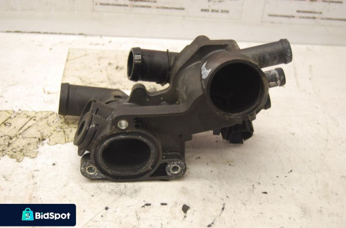 OBUDOWA TERMOSTATU 032121111AP SEAT IBIZA III 1.4 16V VW AUDI SKODA 032121111 032121111AF