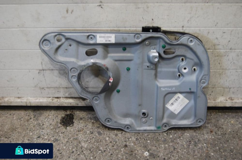 PODNOŚNIK SZYBY LEWY TYŁ 1T0839729L VW TOURAN CROSS LIFT 1T0839729J/ 1T0839729H/ 1T0839729G