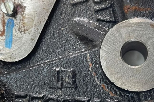 # ŁAPA WSPORNIK ALFA FIAT LANCIA 1.6 JTDM 55267922