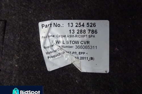 BOCZKI PODŁOGA BAGAŻNIKA OPEL ASTRA IV J 5D HB NR132