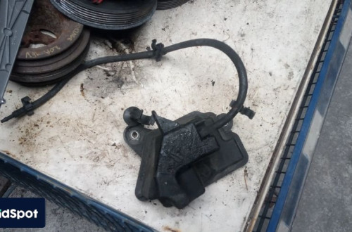 ford c-max zbiornik podcisnieniowy 9646411180