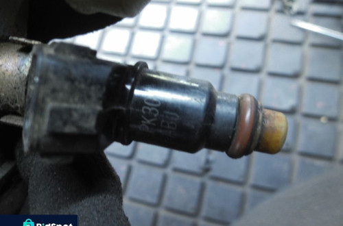 LISTWA WTRYSKOWA WTRYSKI HONDA JAZZ 1.2 KOMPLET POSIADAM DWIE SZT